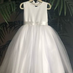 White flower girl dress floor length.